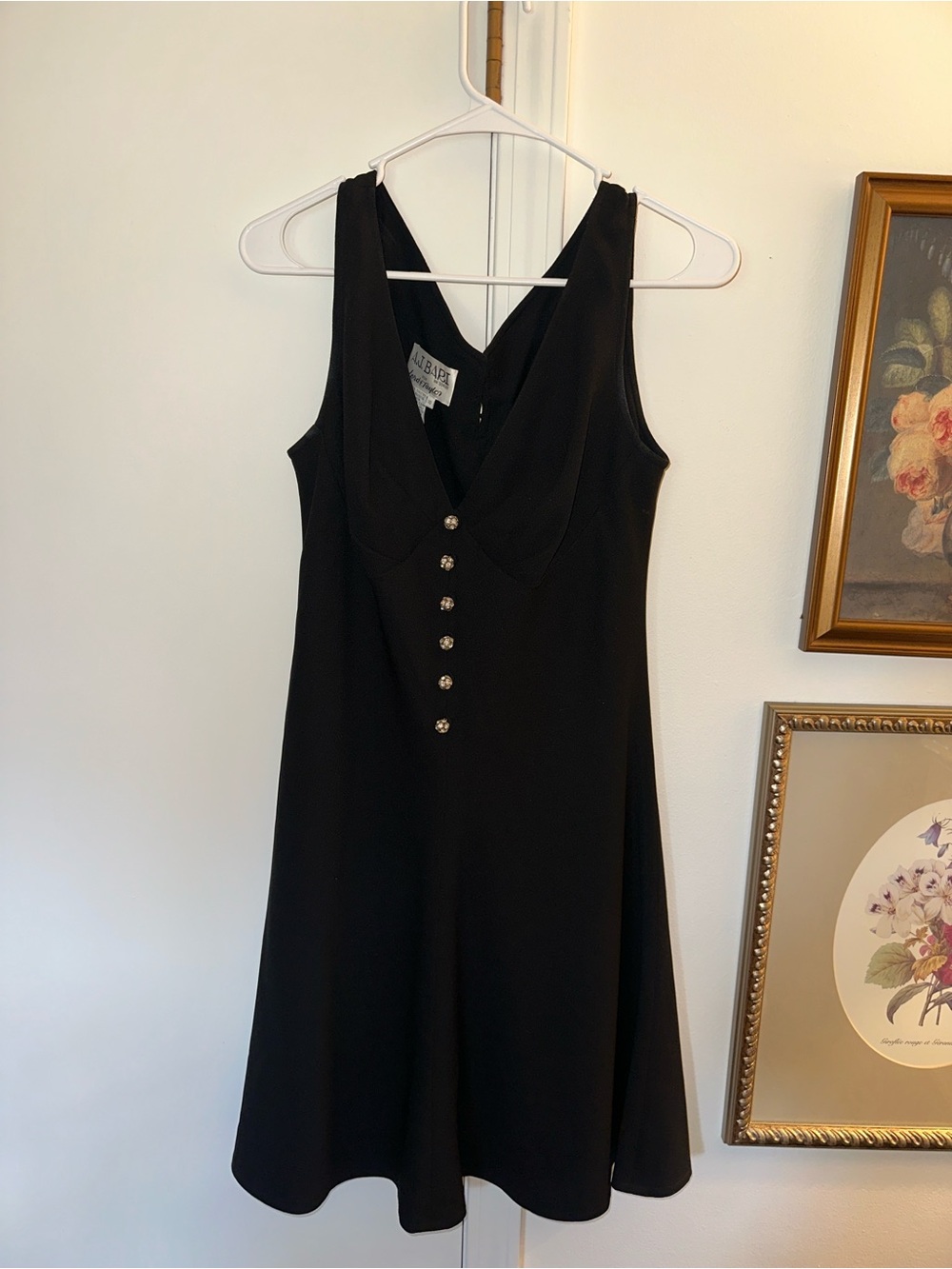 Vintage A.J. Bari Black Sleeveless V-Neck Dress